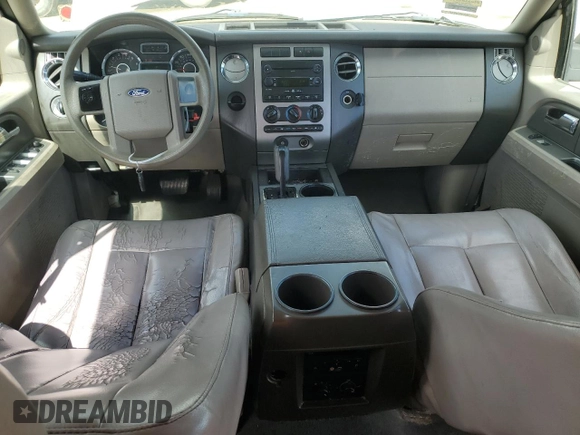 2007 Ford Expedition XLT z VIN 1FMFU15507LA48143, wystawiony jako Copart lot #53579105 z przebiegiem 109 367 mil mil oraz Szkoda całkowita • Salvage title. Historia ofert i sprzedaży dostępna na DreamBid. Obrazek 8.