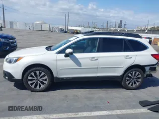 2017 Subaru Outback Limited с VIN 4S4BSANC4H3411502, выставлен на аукционе IAAI как лот 42129817 с пробегом 92 317 миль миль и . История ставок и продаж доступна на DreamBid. Изображение 15.
