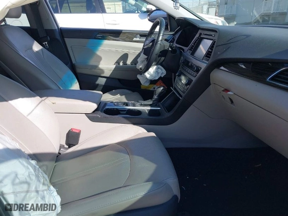 2016 Hyundai Sonata 2.4L Sport with VIN 5NPE34AF7GH431391, listed as a IAAI auction lot 41880383 with 123,546 mi miles. Bid and sale history available at carsss.com. Image 5.