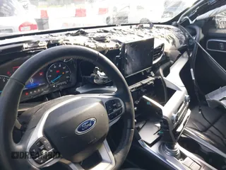 2022 Ford Explorer XLT with VIN 1FMSK8DH9NGB27633, listed as a IAAI auction lot 42117559 with 52,474 mi miles and . Bid and sale history available at DreamBid. Image 6.