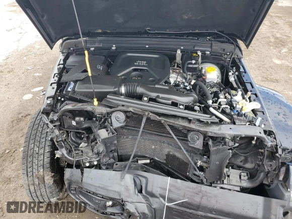 2020 Jeep Wrangler Unlimited Sahara Altitude with VIN 1C4HJXEN2LW271138, listed as a Copart auction lot 68511274 with 45,371 mi miles and Non repairable. Bid and sale history available at DreamBid. Image 14.