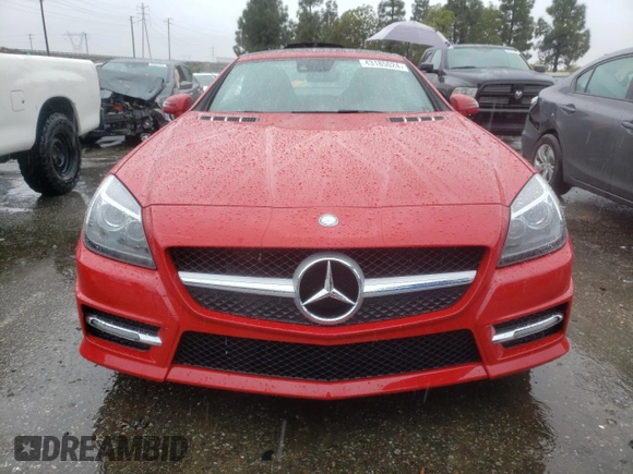 2016 Mercedes-Benz SLK 350 z VIN WDDPK5HA8GF117387, wystawiony jako Copart lot #43185024 z przebiegiem 18 077 mil mil oraz . Historia ofert i sprzedaży dostępna na DreamBid. Obrazek 5.