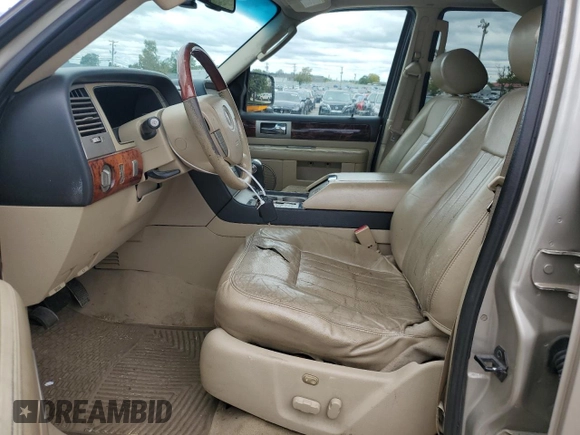 2006 Lincoln Navigator Luxury with VIN 5LMFU28566LJ28740, listed as a Copart auction lot 72134484 with 178,378 mi miles and Salvage Title. Bid and sale history available at carsss.com. Image 7.