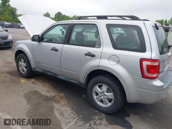 2008 Ford Escape XLS z VIN 1FMCU02Z68KE51829, wystawiony jako IAAI lot #42093869 z przebiegiem 205 151 mil mil oraz . Historia ofert i sprzedaży dostępna na DreamBid. Obrazek 3.