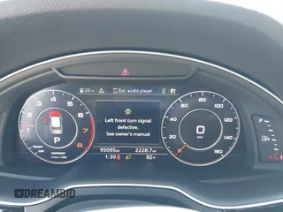 2018 Audi Q7 Premium Plus with VIN WA1LAAF70JD033878, listed as a IAAI auction lot 42203820 with 95,095 mi miles and . Bid and sale history available at DreamBid. Image 7.