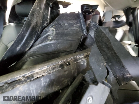 2025 Mazda CX-90 Select z VIN JM3KKAHD1S1201605, wystawiony jako Copart lot #58155135 z przebiegiem Nie podano mil oraz Szkody całkowita. Historia ofert i sprzedaży dostępna na DreamBid. Obrazek 10.