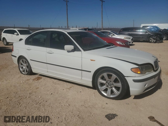 2003 BMW 3 Series 325i with VIN WBAET37423NJ33256, listed as a Copart auction lot 43985715 with 117,346 mi miles and Clean Title. Bid and sale history available at DreamBid. Image 4.