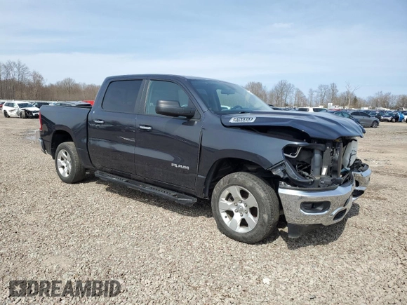 2019 Ram 1500 Big Horn z VIN 1C6SRFFT1KN621098, wystawiony jako Copart lot #52895395 z przebiegiem 66 458 mil mil oraz Szkoda całkowita • Salvage title. Historia ofert i sprzedaży dostępna na DreamBid. Obrazek 4.