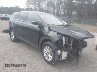 2019 Kia Sorento LX with VIN 5XYPGDA32KG501382, listed as a IAAI auction lot 41755264 with 1 mi miles. Bid and sale history available at carsss.com. Image 1.