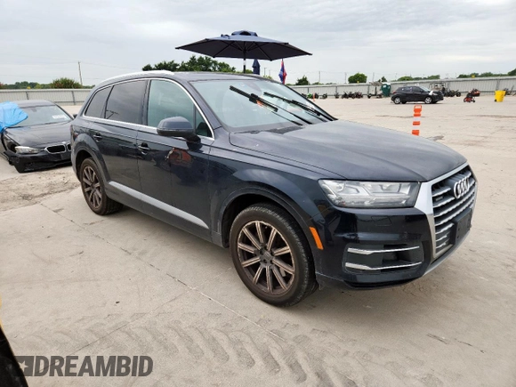 2017 Audi Q7 Premium Plus with VIN WA1LAAF71HD025184, listed as a Copart auction lot 63401355 with 109,933 mi miles and Clean title. Bid and sale history available at DreamBid. Image 4.
