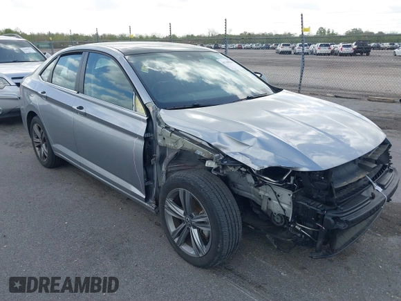 2023 Volkswagen Jetta SE z VIN 3VW7M7BU2PM056005, wystawiony jako IAAI lot #41768826 z przebiegiem 33 838 mil mil oraz . Historia ofert i sprzedaży dostępna na DreamBid. Obrazek 6.