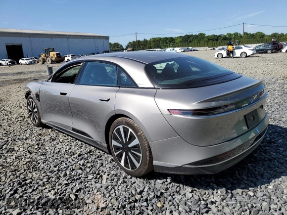 2023 Lucid Air Pure z VIN 50EA1PFA7PA006470, wystawiony jako Copart lot #56476674 z przebiegiem 18 246 mil mil oraz Szkody całkowita. Historia ofert i sprzedaży dostępna na DreamBid. Obrazek 2.