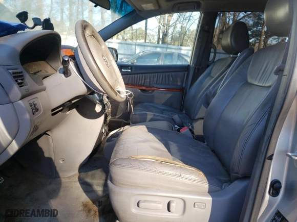 2010 Toyota Sienna XLE with VIN 5TDYK4CC3AS314024, listed as a Copart auction lot 85349474 with 285,946 mi miles and Salvage Title. Bid and sale history available at carsss.com. Image 7.