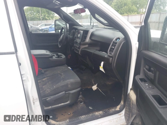 2024 Ram 2500 Tradesman with VIN 3C6UR5CL7RG309801, listed as a IAAI auction lot 42238360 with 60,410 mi miles and . Bid and sale history available at DreamBid. Image 5.