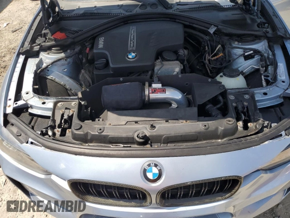 2013 BMW 3 Series 328i with VIN WBA3A5G59DNP20265, listed as a Copart auction lot 61650995 with 221,317 mi miles and Clean title. Bid and sale history available at DreamBid. Image 11.