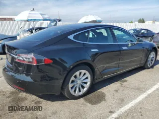 2018 Tesla Model S 75D с VIN 5YJSA1E29JF291834, выставлен на аукционе Copart как лот 55353725 с пробегом 26 871 миль миль и Списание • Salvage title. История ставок и продаж доступна на DreamBid. Изображение 3.