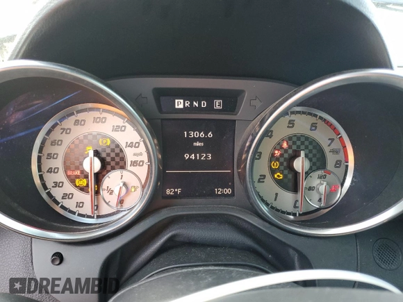 2013 Mercedes-Benz SLK 250 с VIN WDDPK4HA9DF061496, выставлен на аукционе Copart как лот 59889904 с пробегом 94 123 миль миль и Списание • Salvage title. История ставок и продаж доступна на DreamBid. Изображение 9.