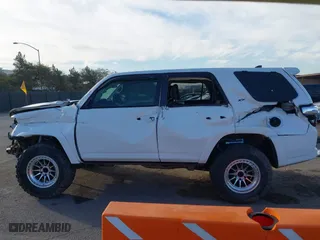 2019 Toyota 4Runner SR5 with VIN JTEBU5JR8K5644399, listed as a IAAI auction lot 41624766 with 131,285 mi miles. Bid and sale history available at carsss.com. Image 15.