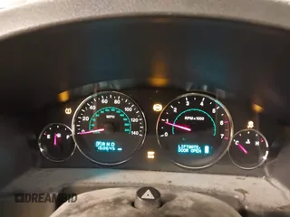 2006 Jeep Commander Limited z VIN 1J8HG58266C319288, wystawiony jako IAAI lot #42080158 z przebiegiem 160 645 mil mil oraz . Historia ofert i sprzedaży dostępna na DreamBid. Obrazek 7.