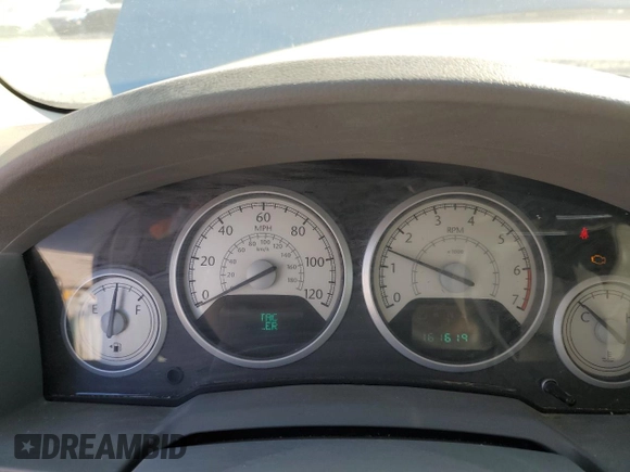 2008 Chrysler Town & Country Touring with VIN 2A8HR54P68R822051, listed as a Copart auction lot 52037365 with 161,619 mi miles and Salvage Title. Bid and sale history available at DreamBid. Image 9.