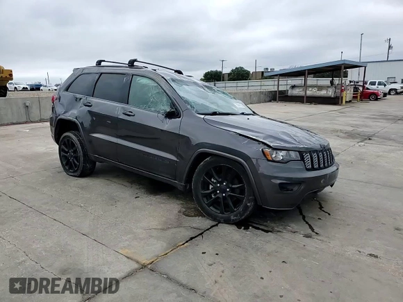 2018 Jeep Grand Cherokee Altitude with VIN 1C4RJFAG0JC250082, listed as a Copart auction lot 55940135 with 79,523 mi miles and Salvage title. Bid and sale history available at DreamBid. Image 15.