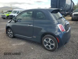 2016 FIAT 500e z VIN 3C3CFFGE0GT193185, wystawiony jako Copart lot #53547515 z przebiegiem 31 335 mil mil oraz Szkoda całkowita • Salvage title. Historia ofert i sprzedaży dostępna na DreamBid. Obrazek 2.