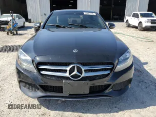 2018 Mercedes-Benz C 300 z VIN 55SWF4KB5JU269921, wystawiony jako Copart lot #60602825 z przebiegiem Nie podano mil oraz Szkoda całkowita • Salvage title. Historia ofert i sprzedaży dostępna na DreamBid. Obrazek 5.
