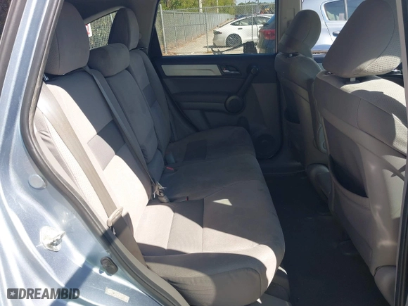 2011 Honda CR-V SE with VIN 5J6RE3H47BL012871, listed as a IAAI auction lot 41661353 with 123,396 mi miles. Bid and sale history available at carsss.com. Image 8.