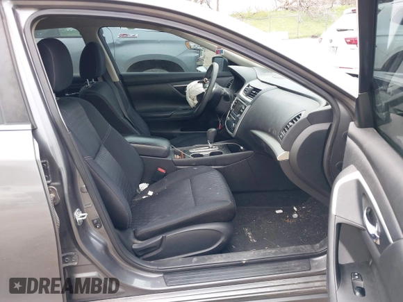 2017 Nissan Altima S z VIN 1N4AL3AP8HN364874, wystawiony jako IAAI lot #42124451 z przebiegiem 114 967 mil mil oraz . Historia ofert i sprzedaży dostępna na DreamBid. Obrazek 5.