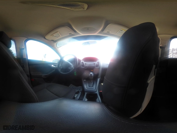 2016 Ford Focus SE with VIN 1FADP3K26GL288926, listed as a IAAI auction lot 41820097 with 189,539 mi miles. Bid and sale history available at carsss.com. Image 18.