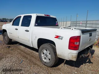 2007 Chevrolet Silverado 1500 LTZ with VIN 3GCEK13MX7G555225, listed as a IAAI auction lot 41771999 with 259,736 mi miles. Bid and sale history available at carsss.com. Image 3.