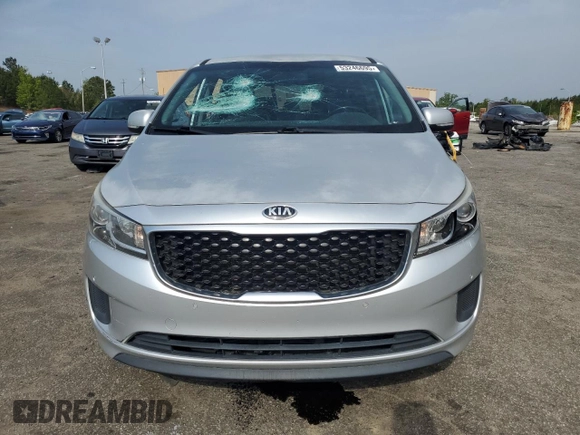2017 Kia Sedona LX with VIN KNDMB5C19H6265263, listed as a Copart auction lot 53246695 with 121,770 mi miles and Clean Title. Bid and sale history available at carsss.com. Image 5.