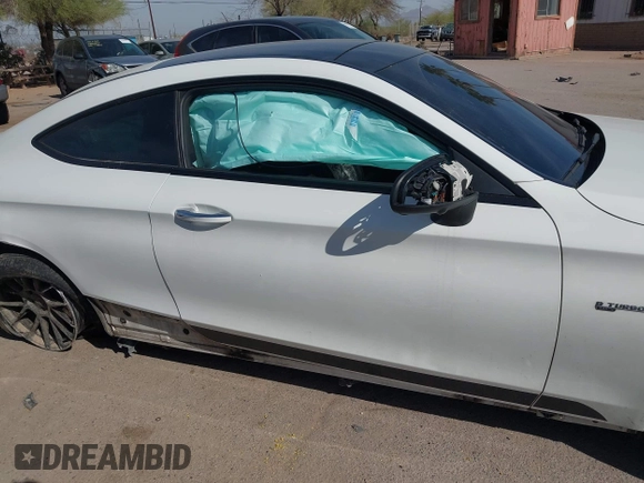 2017 Mercedes-Benz C 43 AMG with VIN WDDWJ6EB7HF518495, listed as a IAAI auction lot 41872129 with 122,555 mi miles and . Bid and sale history available at carsss.com. Image 13.