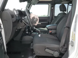 2018 Jeep Wrangler Unlimited Sahara z VIN 1C4BJWEGXJL838339, wystawiony jako Copart lot #54161375 z przebiegiem 70 556 mil mil oraz Szkoda całkowita • Salvage title. Historia ofert i sprzedaży dostępna na DreamBid. Obrazek 7.