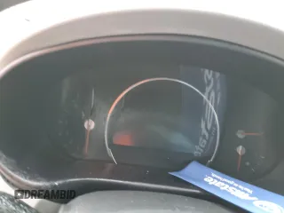 2017 Kia Sorento SXL z VIN 5XYPK4A51HG314269, wystawiony jako Copart lot #42186945 z przebiegiem Nie podano mil oraz Szkoda całkowita • Salvage title. Historia ofert i sprzedaży dostępna na DreamBid. Obrazek 9.