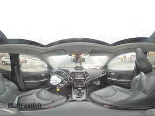 2020 Jeep Cherokee Limited with VIN 1C4PJMDX3LD562210, listed as a Copart auction lot 82904974 with 101,022 mi miles and Non repairable. Bid and sale history available at DreamBid. Image 14.