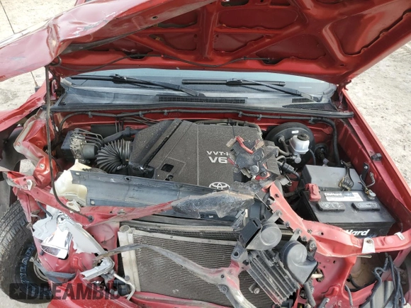 2010 Toyota Tacoma PreRunner z VIN 3TMJU4GN2AM106935, wystawiony jako Copart lot #55923065 z przebiegiem Nie podano mil oraz Szkoda całkowita • Salvage title. Historia ofert i sprzedaży dostępna na DreamBid. Obrazek 11.