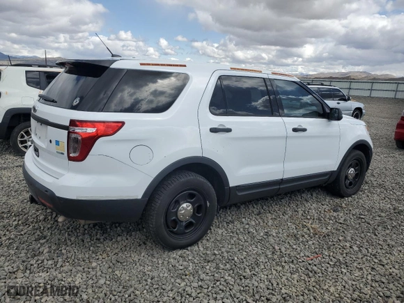 2014 Ford Utility Police Interceptor with VIN 1FM5K8ARXEGB85826, listed as a Copart auction lot 51700895 with 162,437 mi miles and Clean Title. Bid and sale history available at carsss.com. Image 3.