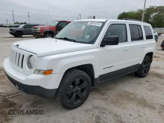2015 Jeep Patriot Sport with VIN 1C4NJPBA4FD372511, listed as a Copart auction lot 53824375 with 164,902 mi miles and Salvage Title. Bid and sale history available at carsss.com. Image 1.