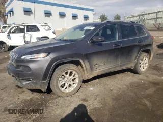 2016 Jeep Cherokee Latitude с VIN 1C4PJMCS7GW367128, выставлен на аукционе Copart как лот 76350924 с пробегом 95 423 миль миль и Списание • Salvage title. История ставок и продаж доступна на DreamBid. Изображение 1.