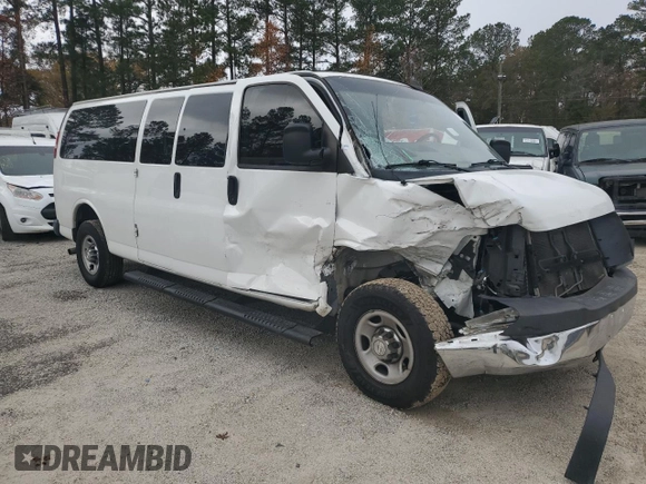 2017 Chevrolet Express Passenger LT с VIN 1GAZGPFF4H1343450, выставлен на аукционе Copart как лот 84738374 с пробегом 152 461 миль миль и Списание • Salvage title. История ставок и продаж доступна на DreamBid. Изображение 4.