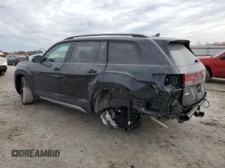 2024 Volkswagen Atlas Peak Edition SEL with VIN 1V2GR2CA9RC582274, listed as a Copart auction lot 79362524 with 1,619 mi miles and Salvage title. Bid and sale history available at DreamBid. Image 2.