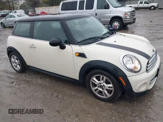 2012 MINI Hardtop with VIN WMWSU3C5XCT542275, listed as a IAAI auction lot 41870576 with 84,712 mi miles and . Bid and sale history available at DreamBid. Image 1.