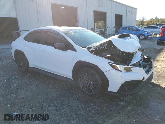 2022 Subaru WRX Limited with VIN JF1VBAL62N9007885, listed as a Copart auction lot 84432524 with 32,580 mi miles and Salvage Title. Bid and sale history available at DreamBid. Image 4.