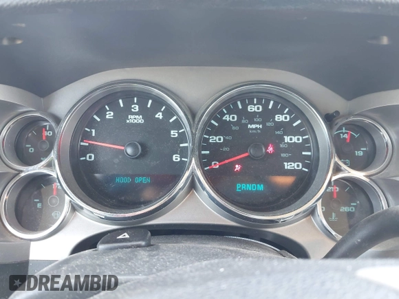 2011 Chevrolet Silverado 1500 LT with VIN 1GCRCSE05BZ202981, listed as a IAAI auction lot 42136318 with 106,277 mi miles and . Bid and sale history available at DreamBid. Image 7.