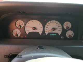 2001 Jeep Grand Cherokee Limited with VIN 1J4GW58N11C721108, listed as a Copart auction lot 60176915 with 257,907 mi miles and Salvage title. Bid and sale history available at DreamBid. Image 9.