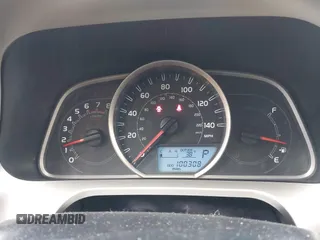 2015 Toyota RAV4 XLE с VIN JTMWFREV9FJ042736, выставлен на аукционе IAAI как лот 41630278 с пробегом 100 308 миль миль и . История ставок и продаж доступна на DreamBid. Изображение 7.