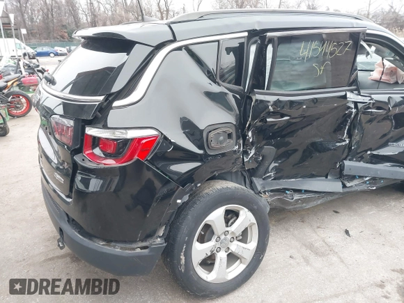2018 Jeep Compass Altitude with VIN 3C4NJDBB0JT350175, listed as a IAAI auction lot 41544527 with 95,998 mi miles and . Bid and sale history available at carsss.com. Image 17.