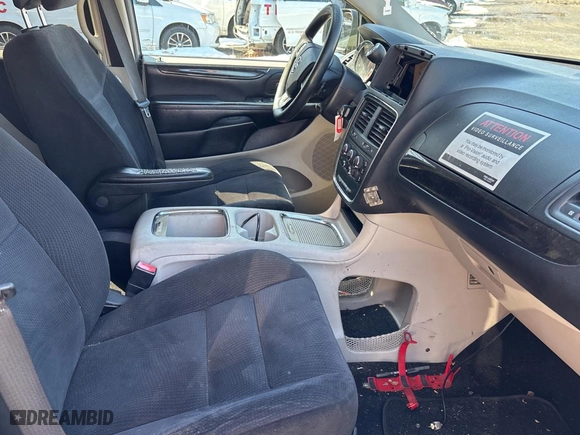 2015 Dodge Grand Caravan SXT Plus with VIN 2C4RDGCG6FR541095, listed as a Copart auction lot 48913695 with 193,306 mi miles and Clean Title. Bid and sale history available at carsss.com. Image 5.