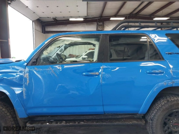 2019 Toyota 4Runner SR5 with VIN JTEBU5JR7K5645074, listed as a IAAI auction lot 41719821 with 116,514 mi miles. Bid and sale history available at carsss.com. Image 15.